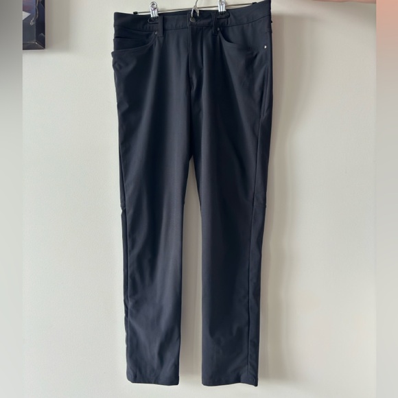 Lululemon ABC pants - like new! - Picture 6 of 10